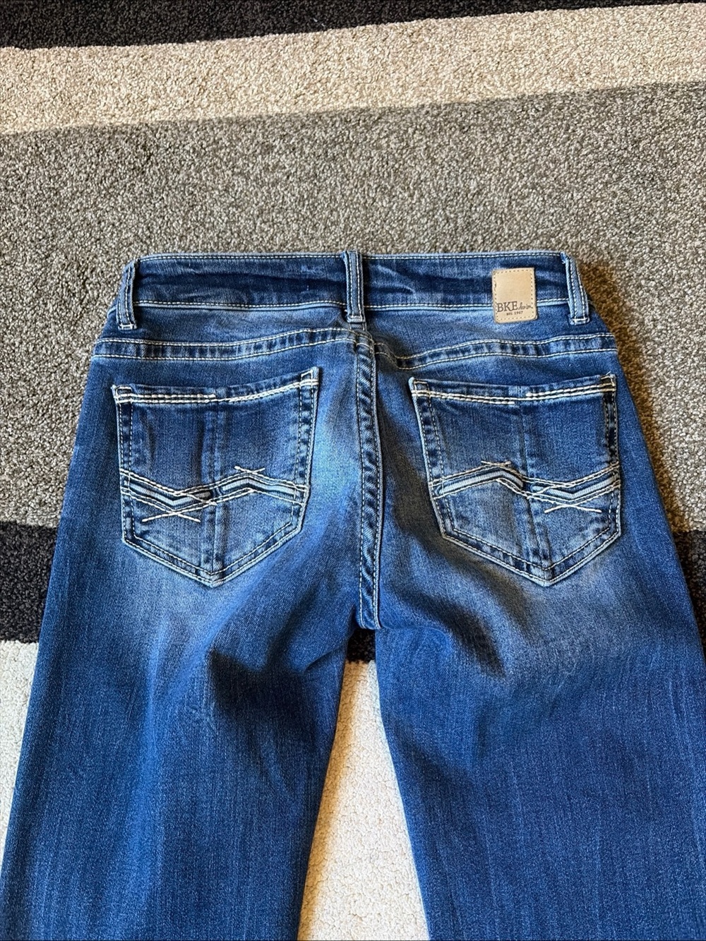 BKE blue denim Stella low rise slim fit bootcut women size 25 x 35 1/2 - Picture 8 of 8
